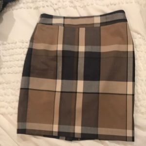 Ann Taylor loft  plaid pencil skirt size 2
